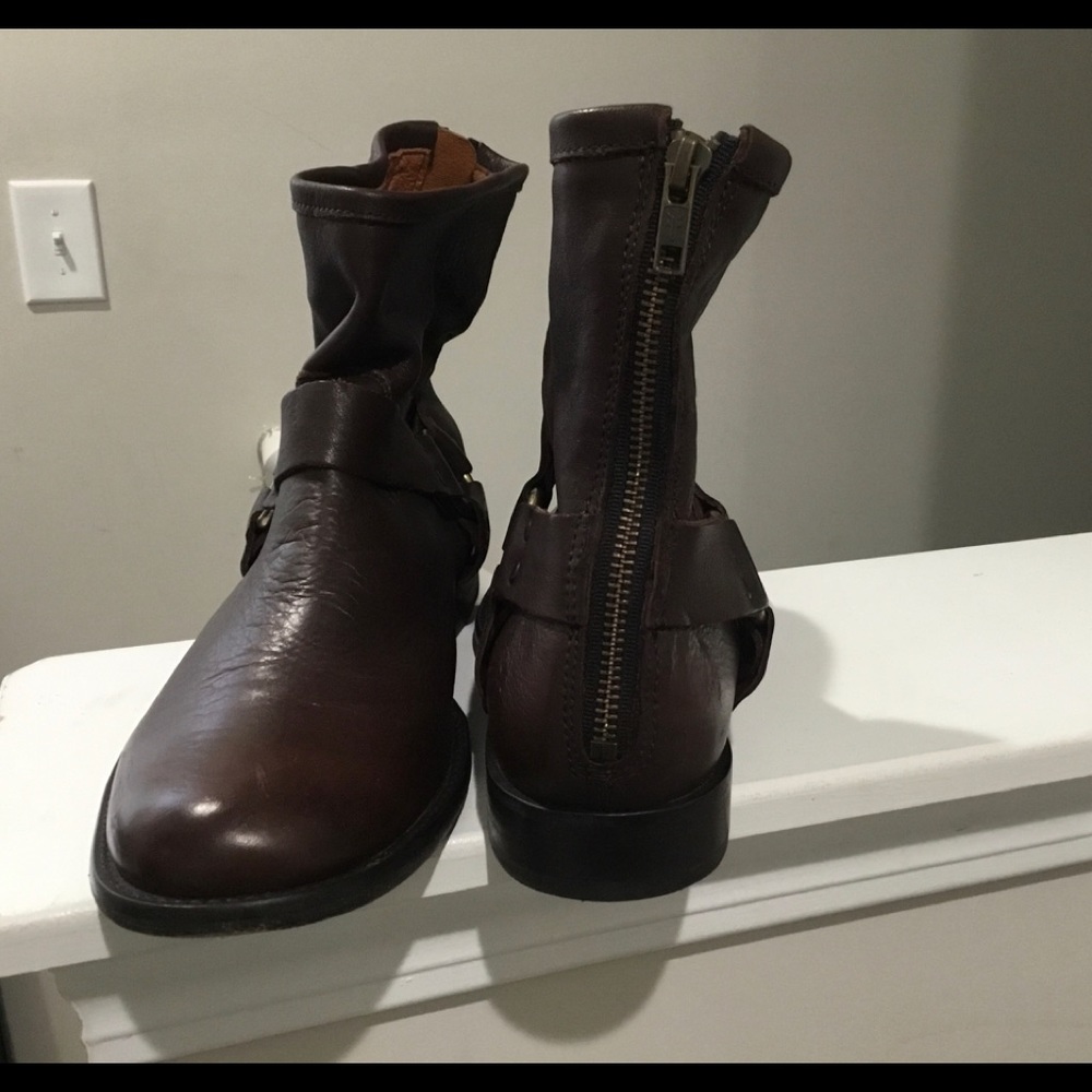 FRYE MOTO HARNESS BOOTS SZ 9